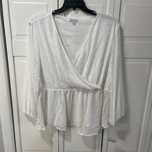 Dressy White & Gold Blouse 2x